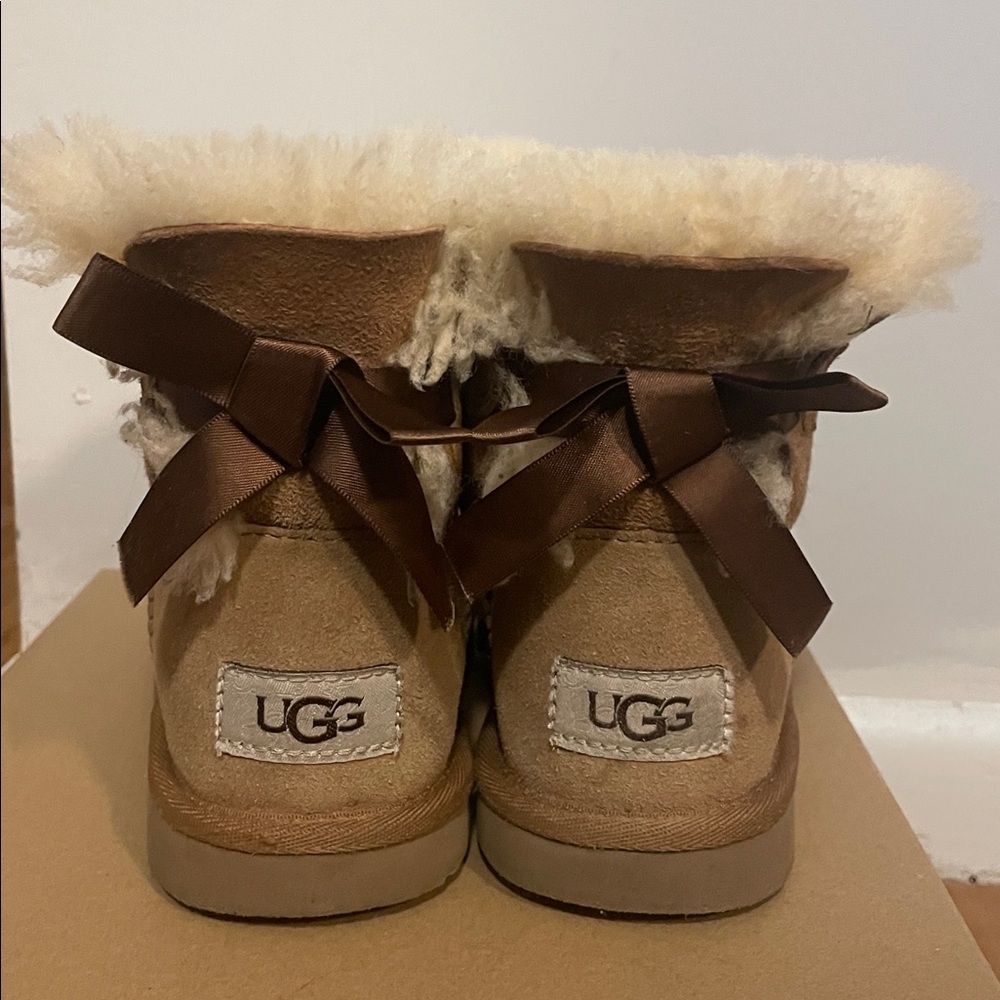 Ugg Mini Bailey Bow